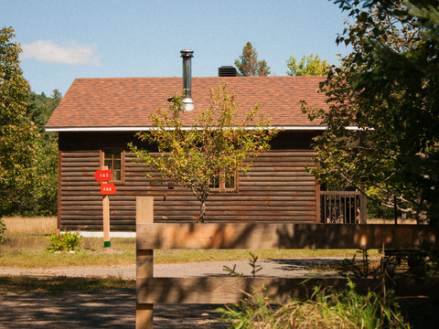 Prix d’un chalet à Val-David : guide des saisons et astuces pour bien réserver